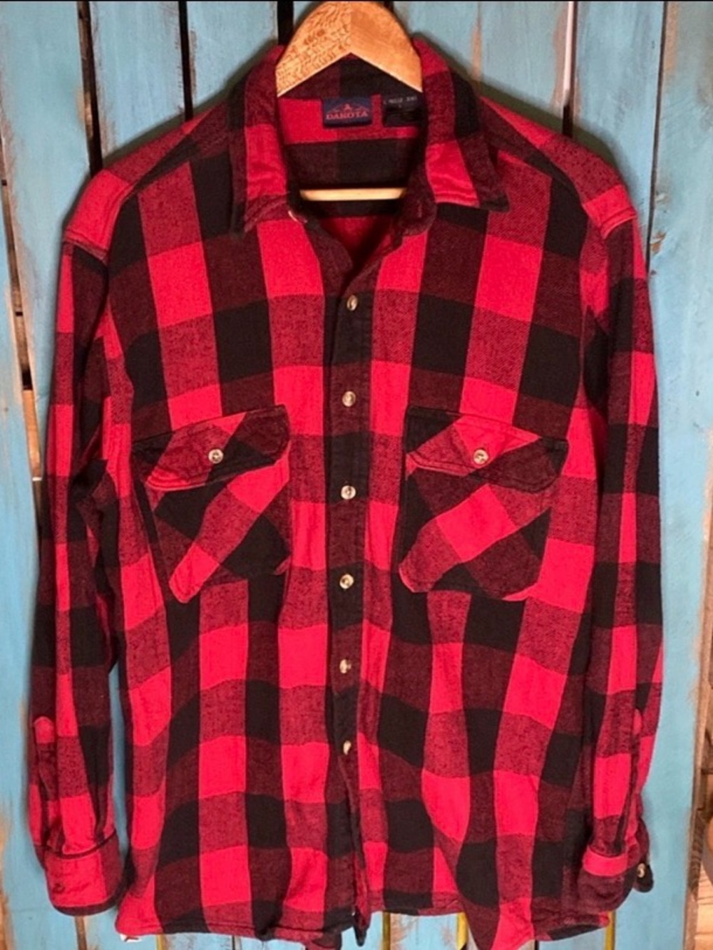 Dakota plaid flannel shirt size large red and black thick cotton fabric